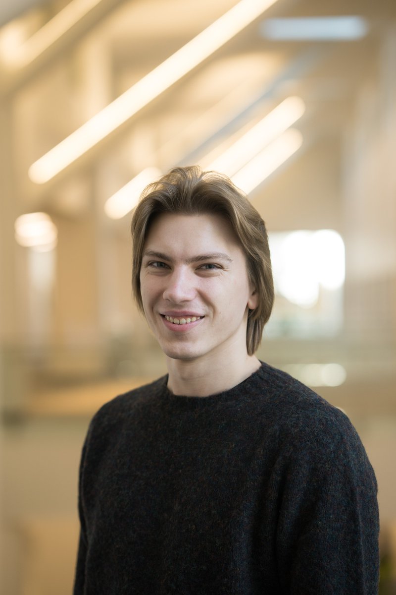 EcogLab's tweet photo. An #ECoGIntro and a #HappyBirthday all in one! Our member Stephen, turns another year older today!! When he's not hiking or skiing, you can find Stephen lending a helping hand to his labmates. A very happy birthday to Stephen! https://t.co/uGMxFUDIT3