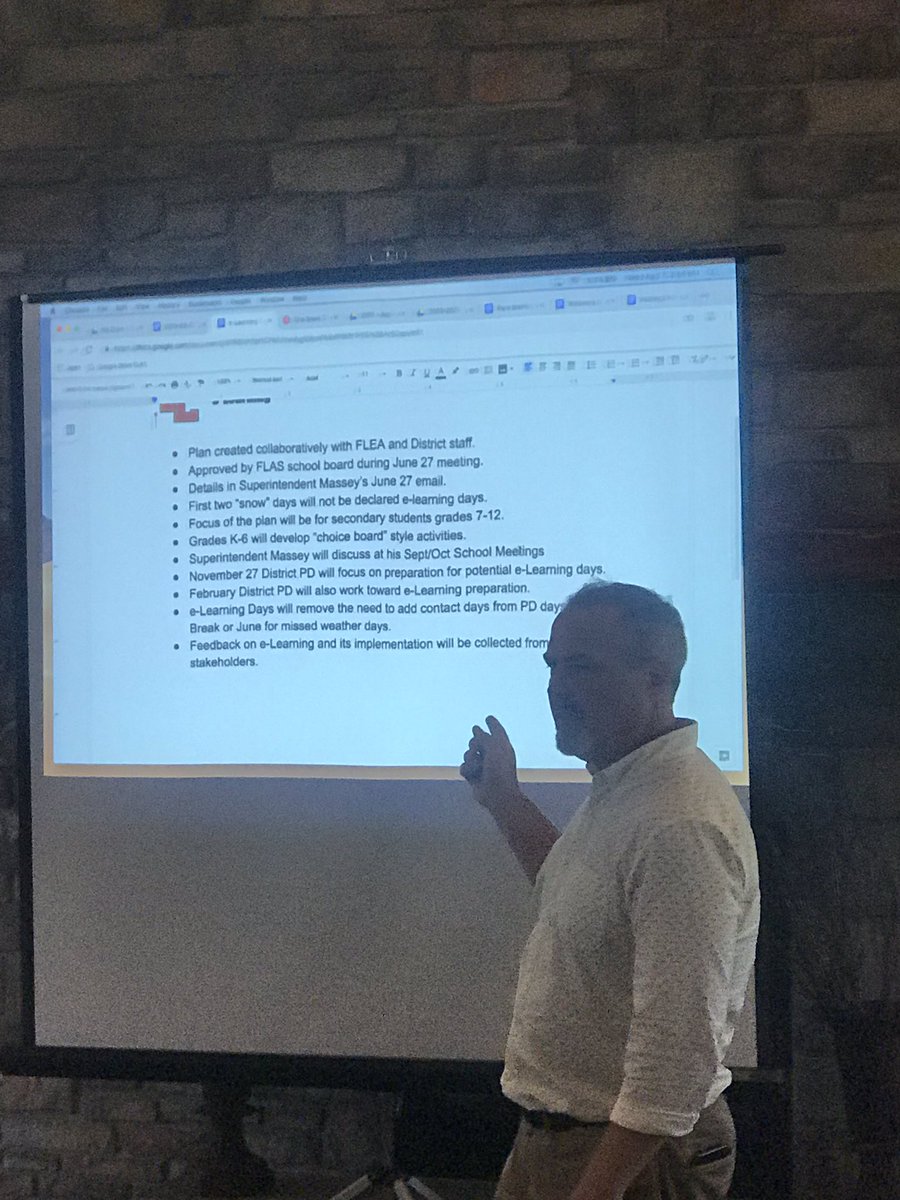 Slater_Curtis_'s tweet photo. @bio_bward leading the way around E-Learning Days for our @FLERangers students/staff! Watch Old Man Winter we are ready for You! #lifelonglearning #FLASPD https://t.co/vSMKMyqBOJ