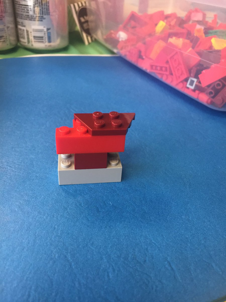 misskpatterson's tweet photo. Using legos to practice computational thinking. #EmpowerCMS #DLPCoaching #WeareCMS #CMSGameReady @Cburgmiddle @jenajonescms @Ash2teach09 @jackscms https://t.co/ZewUjeEvJY