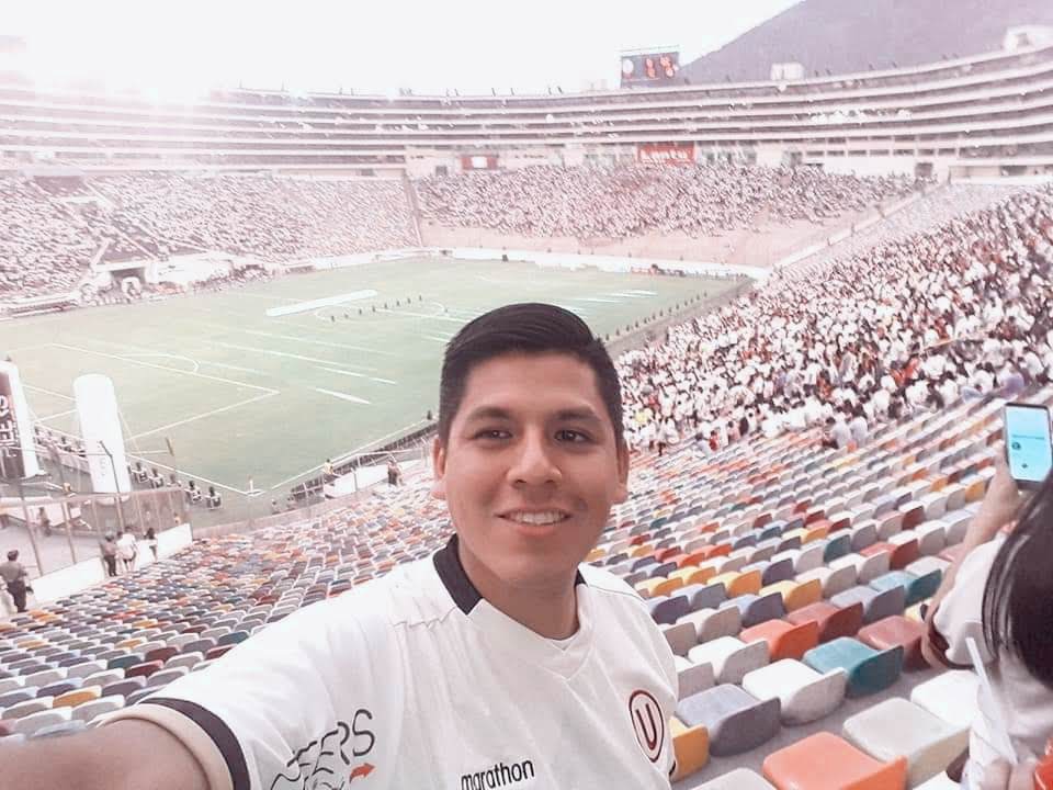SkvnLC's tweet image. #ydaleutodalavida #YdaleU #7DeAgosto 
En el Monumental, el estadio más grande de Sudamérica.

Así somos de Grandes.!!!
