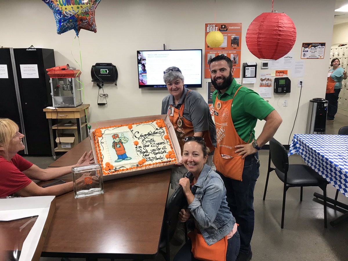 Christina Larson tweet media