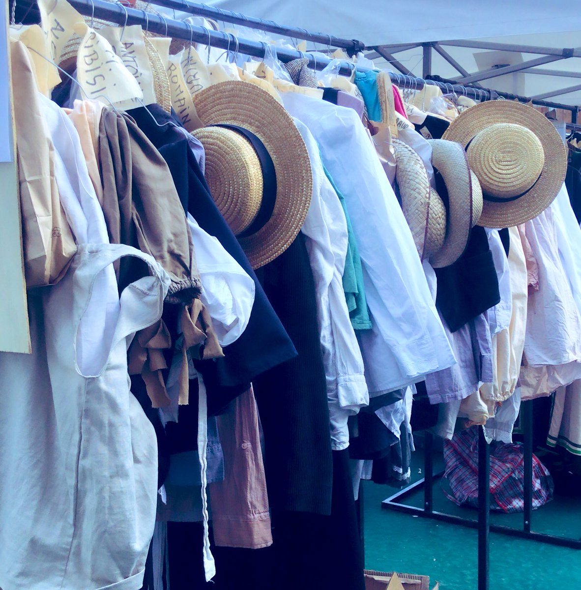 ArenesdeNimes's tweet photo. #live | « #LesNuitsdeNemaus » en direct des coulisses dans les  #ArenesdeNimes 🎩 

📆 Les 8, 9, 12 et 13 août 2019
https://t.co/yROTDV9Zp7 https://t.co/YxRHq6EKhE