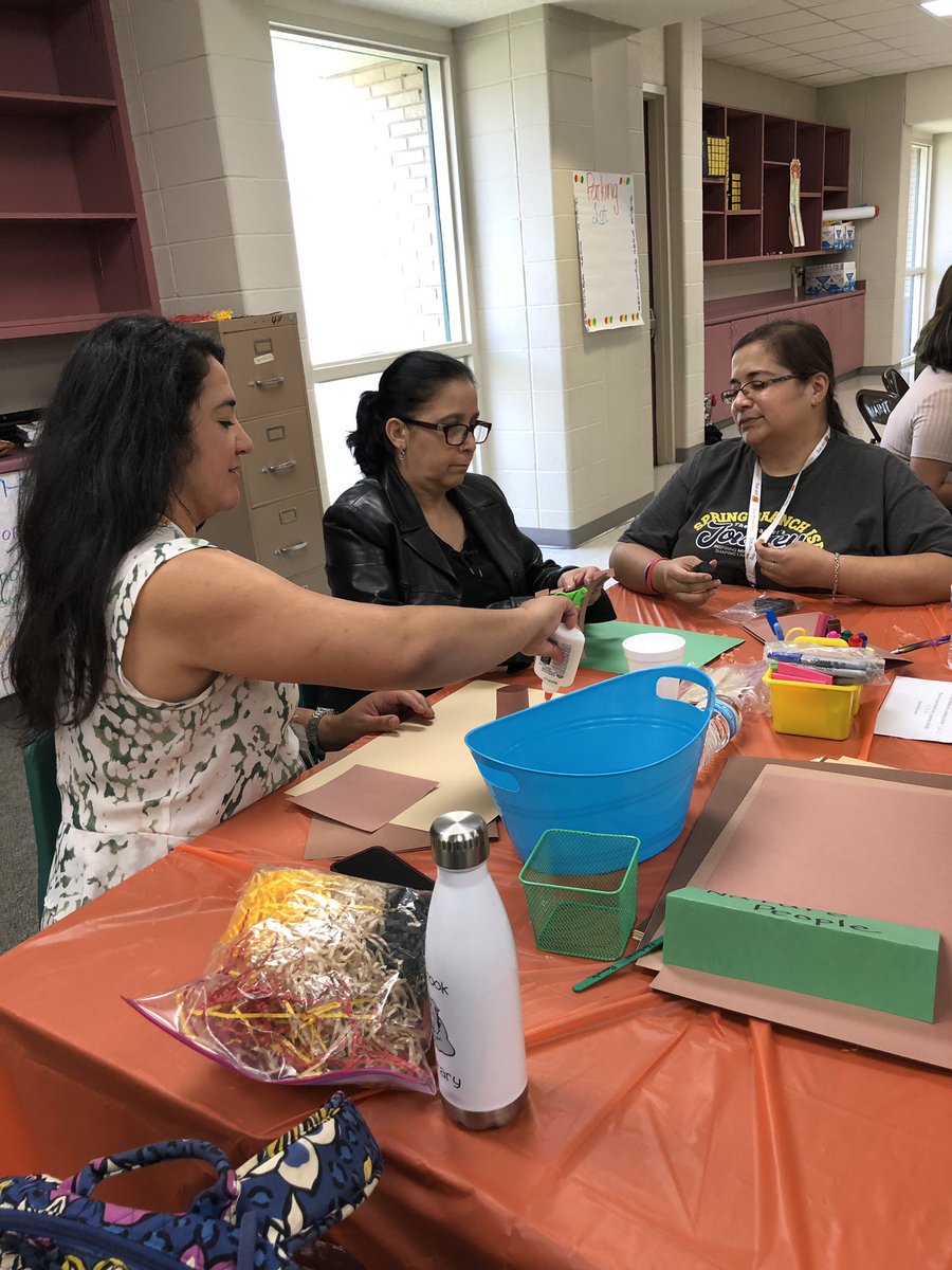 SMCJAC's tweet photo. SBISD Prek Teachers explore play  @SbisdPreK #EarlyChildhoodEducation #lifelonglearning https://t.co/FA7aBEeXRu
