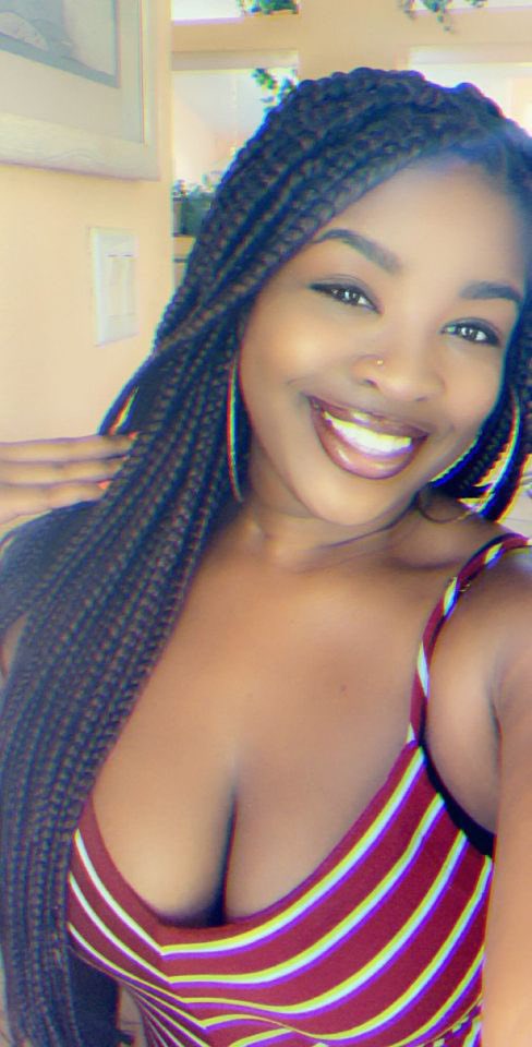 Xula_Media's tweet photo. Next up we have Ms. Brianna Montgomery! @BriMontgomery1 
-Host of Behind The Lyrics
-Set Manager of XU Jokers!
Sis is NO Joke though! 🔥🔥🔥
#XUMedia you ready for the semester?? https://t.co/YSMKpMwlwB