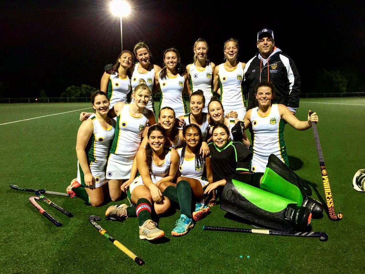 FairmontHockey's tweet photo. 2-0 win tonight for the @CoreWealthMan First Team Hockey Girls under the Cape Storm against Bellville.
#CoreWealth
#FairmontHockey
#GreenMachine
#WeAreGreen https://t.co/rXeQ7fcTvs
