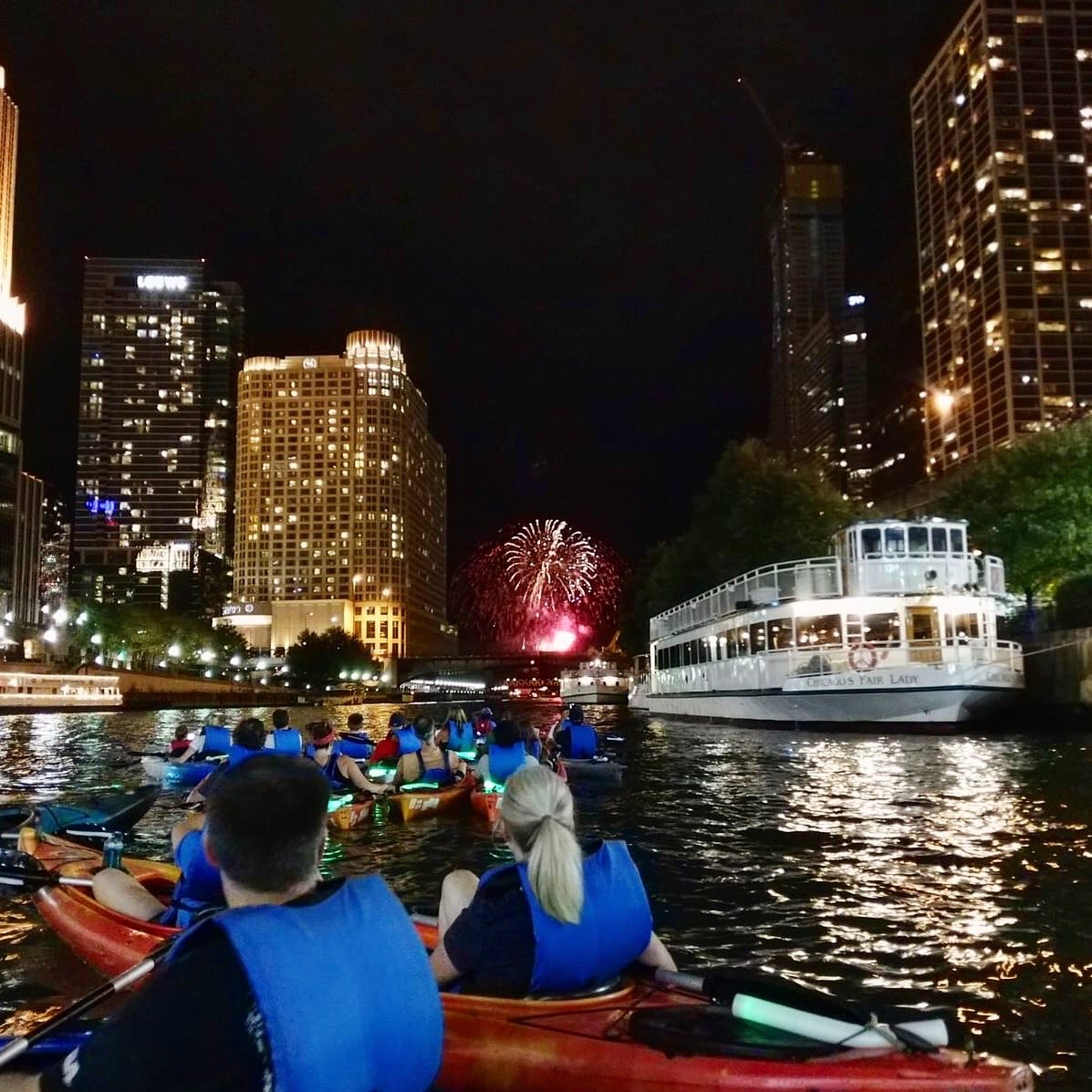 Wateriders's tweet photo. Don’t miss out on the best seats in the house for the @NavyPier Firework Show! Head to https://t.co/B4DHCI163B to book your tour today! https://t.co/aSHfukmXvf