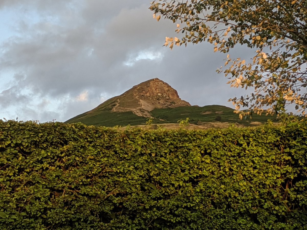 (ad) We're staying at <a href="/Inn_Collection/">The Inn Collection Group</a> The King's Head Inn tonight. It's just at the bottom of Roseberry Topping which we're going to attempt to climb tomorrow. Wish us luck! Their family suite is gorgeous!