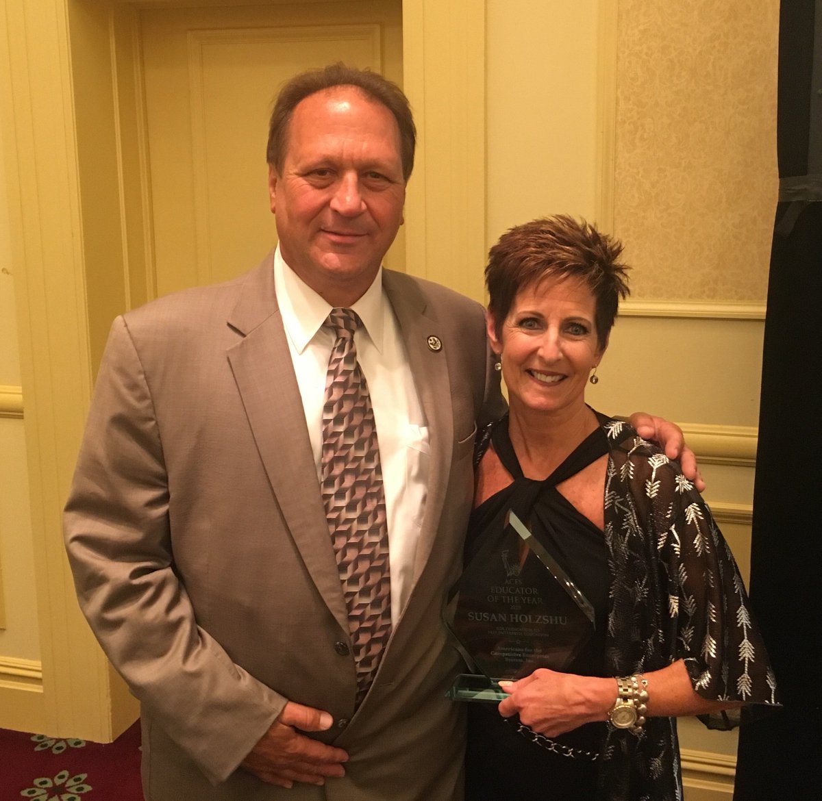 Congrats to Susan Holzshu, the recipient of ACES' 2019  Educator of the Year Award.  Mrs. Holzshu was recognized for her leadership &amp; excellence in organizing GHS &amp; ACES annual Business Week program.  Also pictured is retired GASD Supt. &amp; current ACES board member Mark Ferrara.