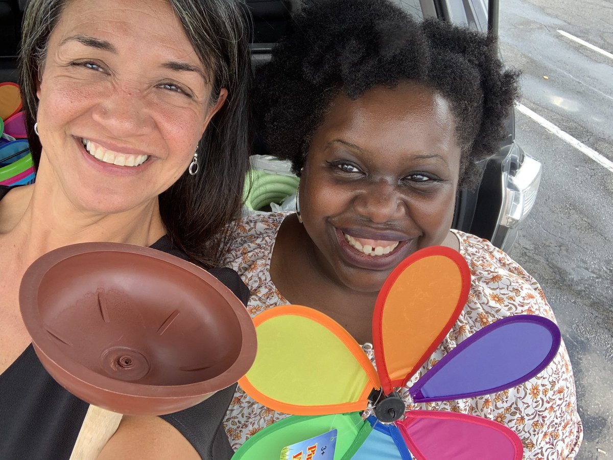 sweat_nancy's tweet photo. You don’t even know what we have in store for you @cpschoolsva!!#noquestionsallowed #nextweek @EmpowerCPS @AlainaTrott https://t.co/cIjNuezaGl