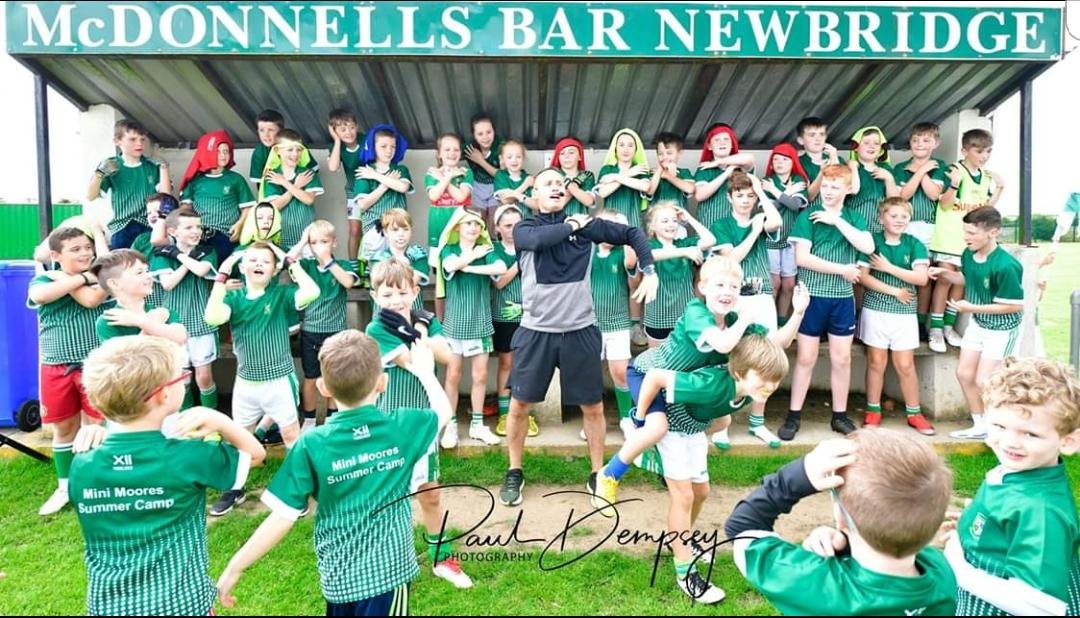 Class pic by Paul Dempsey at the Moore camp today! Looks like zero Craic 😂 #minimoores 💚