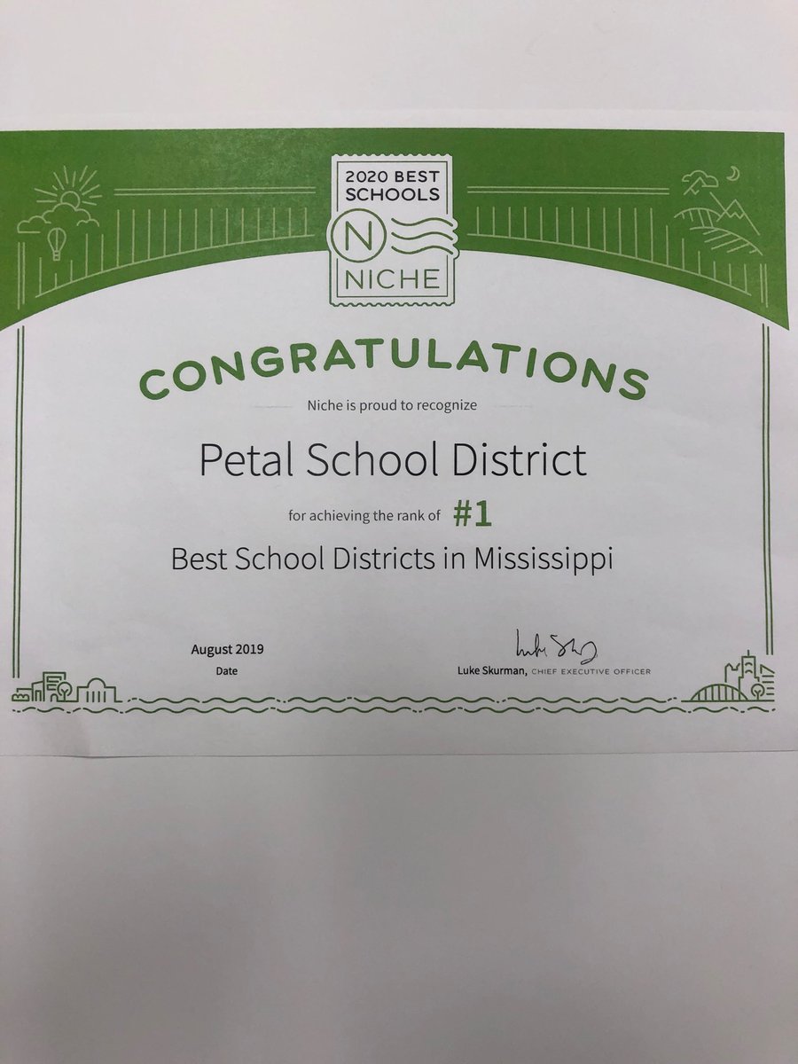 drmattdillon's tweet photo. What a great way to start off the new school year!  Congratulations ⁦@petalschools⁩ faculty/staff and students!  We are #BetterTogether. #PantherProud #bestisyettocome https://t.co/NLGQZRutln