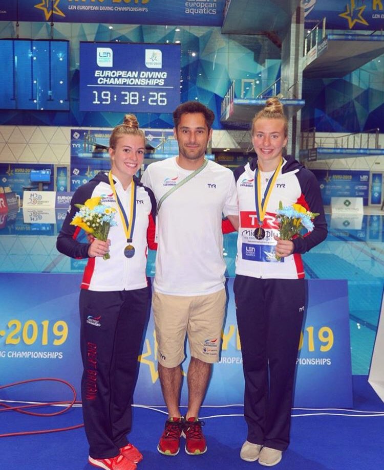 Congratulations <a href="/phoebebanks_/">Phoebe Banks</a> &amp; <a href="/em1lymart1n/">Emily Martin</a> European Championship Platform synchro Silver medalists 👏👏👏👏👏👏 <a href="/britishswimming/">Aquatics GB</a> <a href="/Swim_England/">Swim England</a> #leedsgirlscan #thisgirlcan