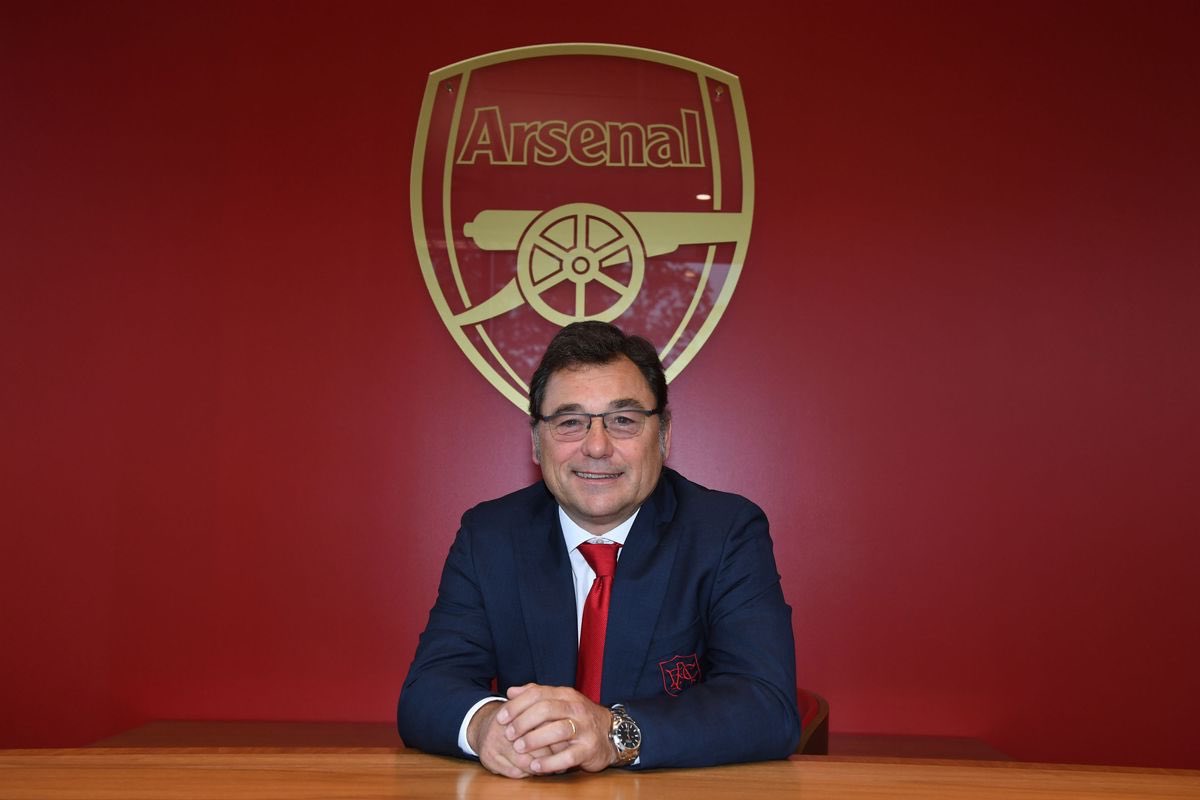 jlafc1's tweet photo. Someone order this geezer a brass 🤝 https://t.co/R2P9SgWwsC