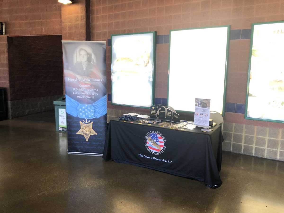 WWFoundation's tweet image. It’s #BaseballTime! We are proud to be at Louisville Slugger Field to raise awareness about #GoldStarFamilies and their Loved Ones who paid the ultimate sacrifice. Come on out and be sure to stop by! @BluegrassWS @LouisvilleBats @WoodyWilliams45 #TheCauseIsGreaterThanI