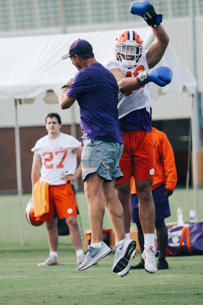 ClemsonFB's tweet photo. It's a game. It should be fun. 😁 https://t.co/lvj96HRExT