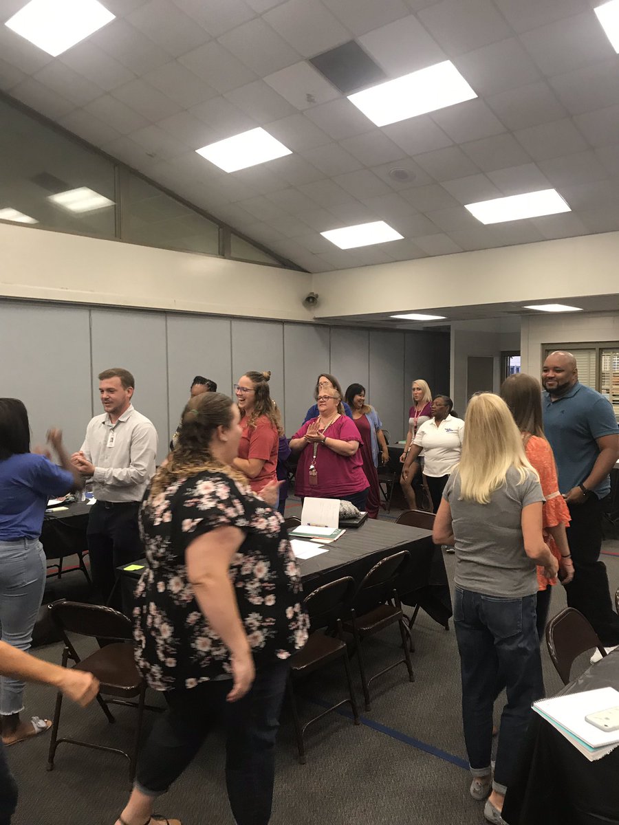 KimLandtroop's tweet photo. Great day of inservice training all over Duval County! #inservice19 #DCPSMath https://t.co/EaOMWmNSNu