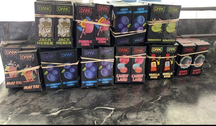SaleDank's tweet photo. All orders ready to go!!
#realonesonly #dankvapes #dankvapesofficialaccount #thccartridges #thcvape #thcshop #thcpurchase #carts #exoticcarts #Cannabusiness #cannabisculture #CannabisCommunity #CannabisCulture https://t.co/917z9tlR6W