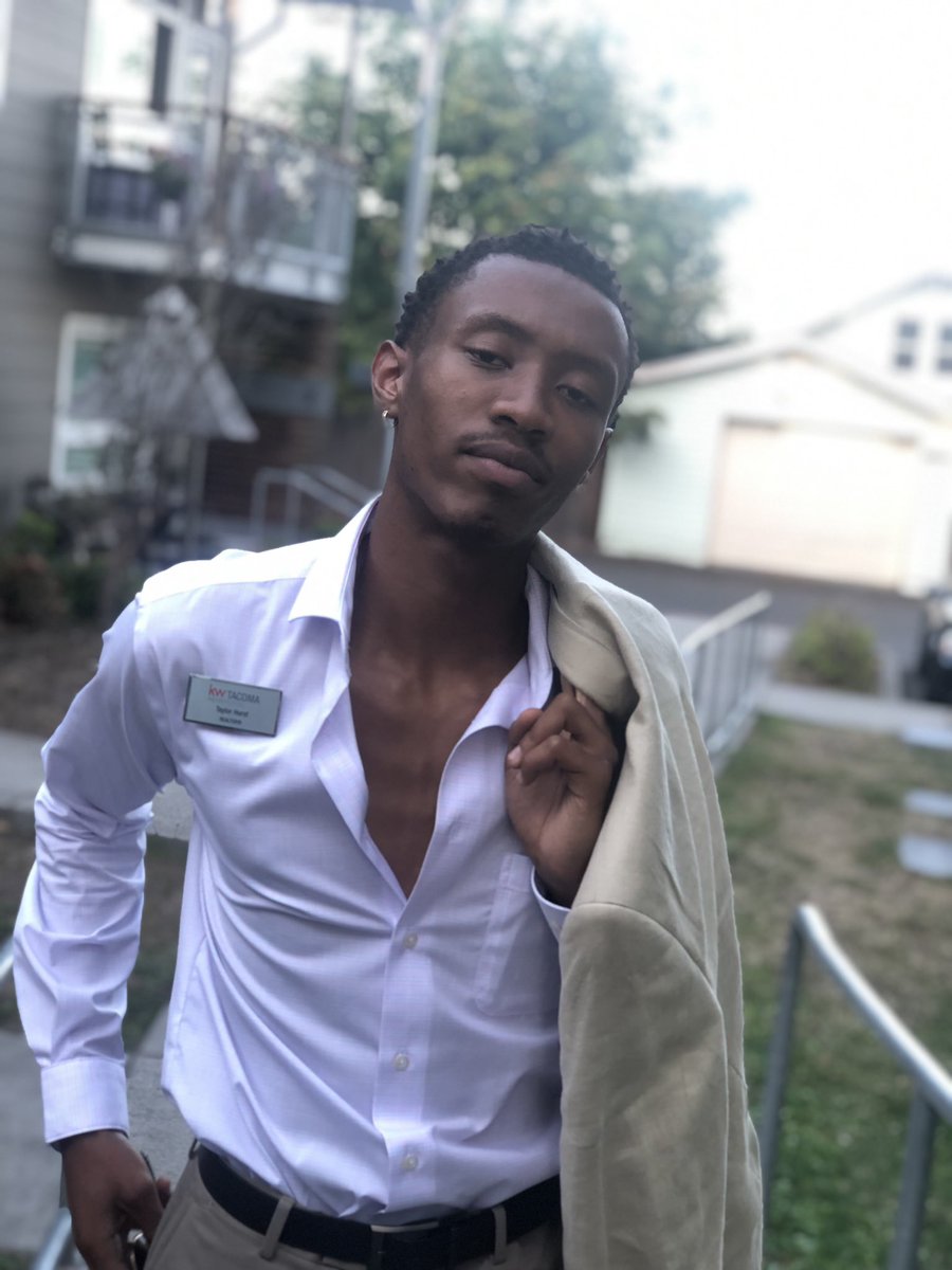 ThinkHurstFirst's tweet photo. All things real estate - #ThinkHurstFirst 🤴🏿🗝🏡 

Follow my page on FB for more -
@ >>>Think Hurst First<<< 

Not only am I a #leader, #communityactivist, #comedian and a #realestateagent, I’m a #model! 

I promise, you want me modeling your #brand! #BrandAmbassador -Let’s work! https://t.co/pdpCDtwOkE