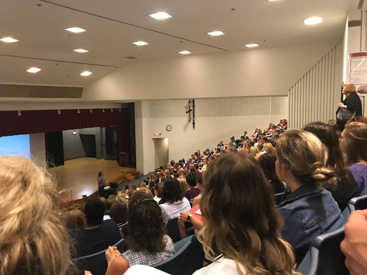 hewillman's tweet photo. So proud to work in a district that supports leaders looking at our data and developing next steps together. #rpsleads https://t.co/xjL0VXVwea
