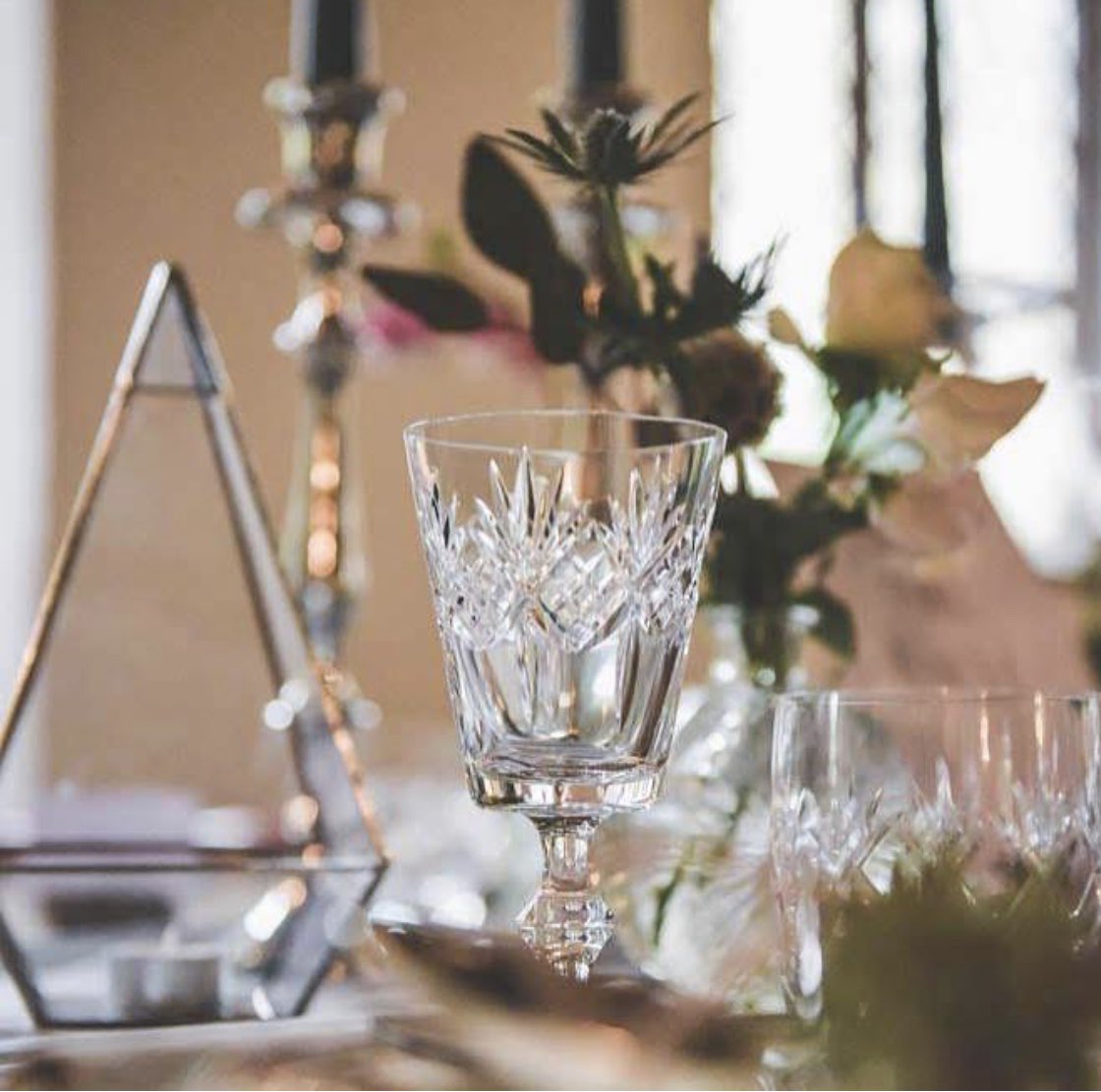 When #boho meets romance, a close up from our stunning styled shoot at @pilgrimsrest_battle 🌿💫
📸 @n_kirk_photography