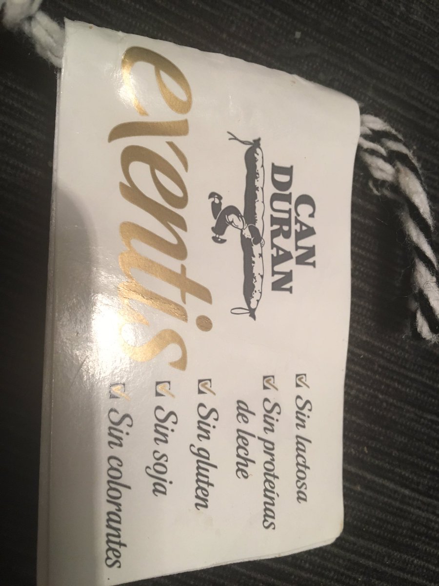 FerranRodero's tweet photo. Gràcies Can Duran per pensar en les minories! Productes d’aqui amb responsabilitat i rigor. Quan de dificil era trobar un fuet culleres!!! #sensegluten #Senselactosa #exentis #canduran https://t.co/WuZ4HXWQvn