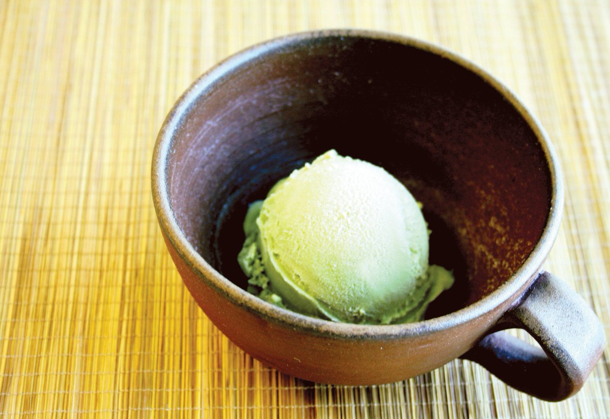 Matcha Ice Cream is the perfect for summer

#matcha #icecream #maedaen