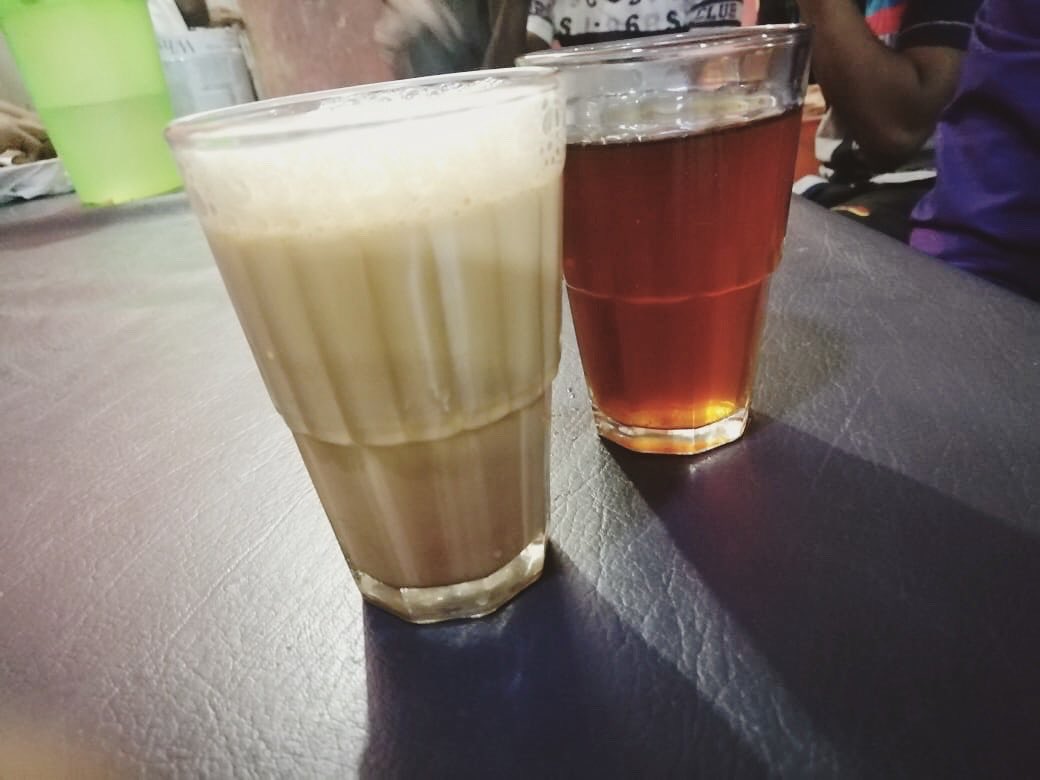 issoxwadey's tweet photo. A chai late night when it’s raining hits you differently 🖤
#Colombodiaries https://t.co/Ww74C4p5u8