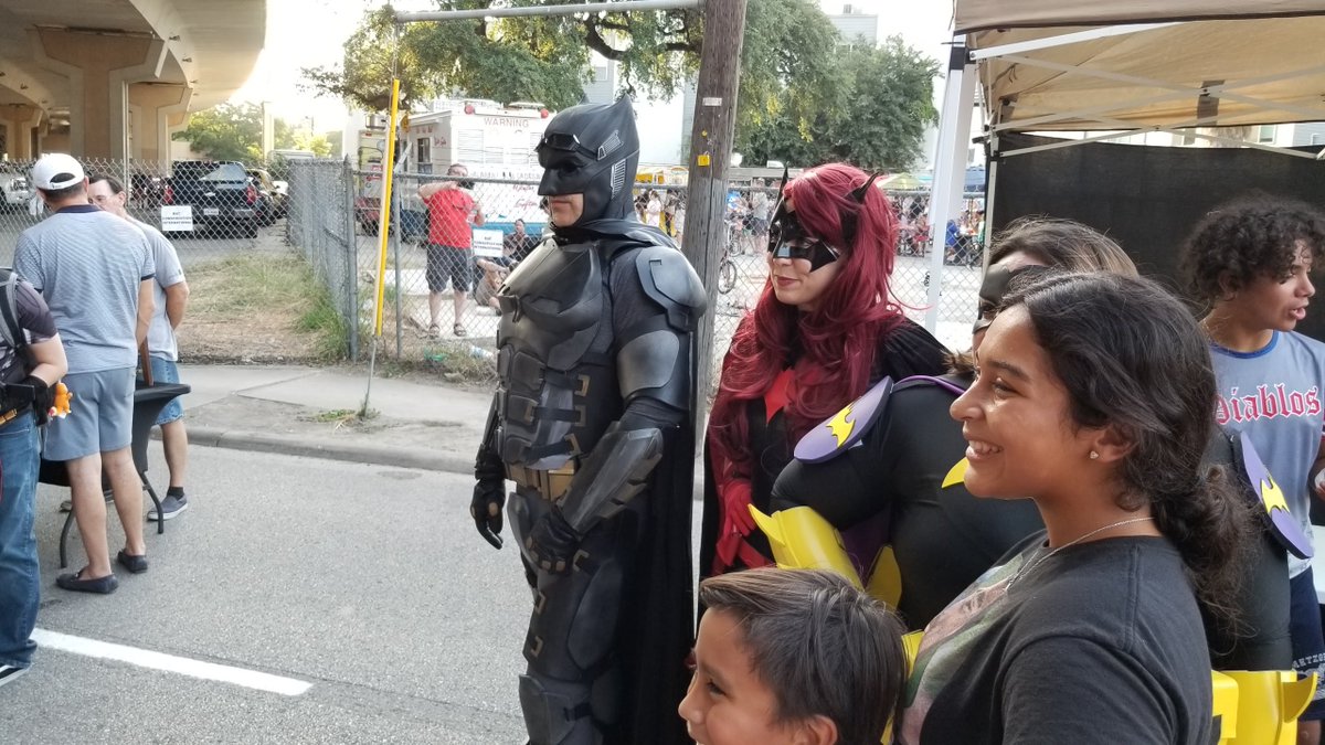 WyndhamGardenRW's tweet photo. Even Batman and Batwoman were at the #BatLoco Bash last night! #MuseumReach @SanAntonioRiver https://t.co/0kYCMbuzqn