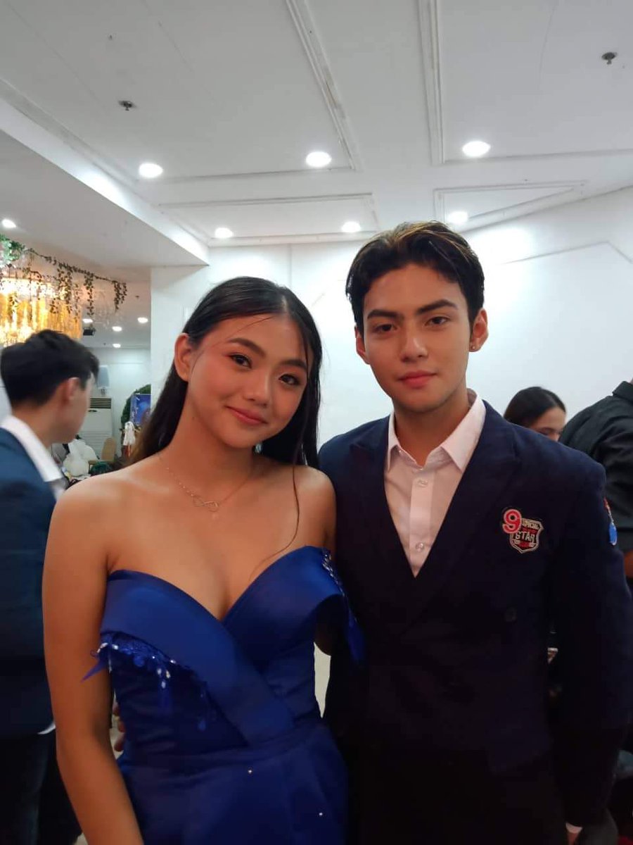 LoversKulay's tweet photo. @ABSCBN_Artists Sila po https://t.co/7uT1YDGYID