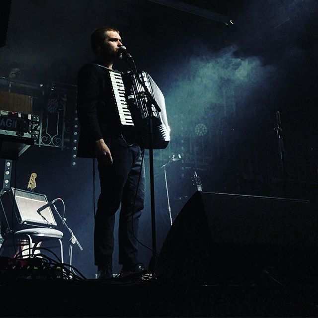 jellycat72's tweet photo. @callum_easter doing his sweet thing tonight at @summerhallery #callumeaster #lostmaprecords #edinburgh #gig #summerhalledinburgh https://t.co/c5h3ieTcaC https://t.co/WOaRwk44Ak