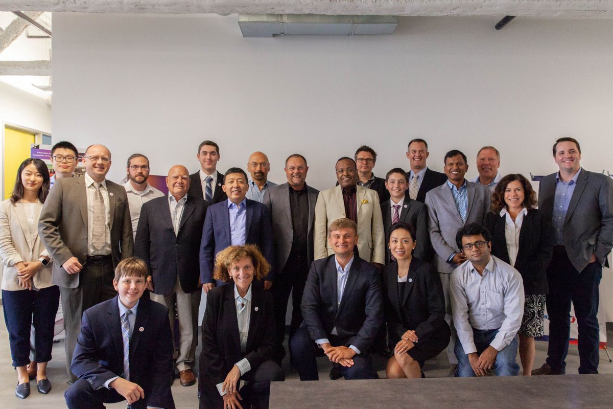 TeamUCIA's tweet photo. Throwback on InnoSTARS Seattle - we would like to give a big round of applause again to all judges, partners, and participants. Thank you for all your great support and participation. Stay connected for the next step to our exciting road trips and InnoSTARS finals in China! https://t.co/VANuc58U2Q