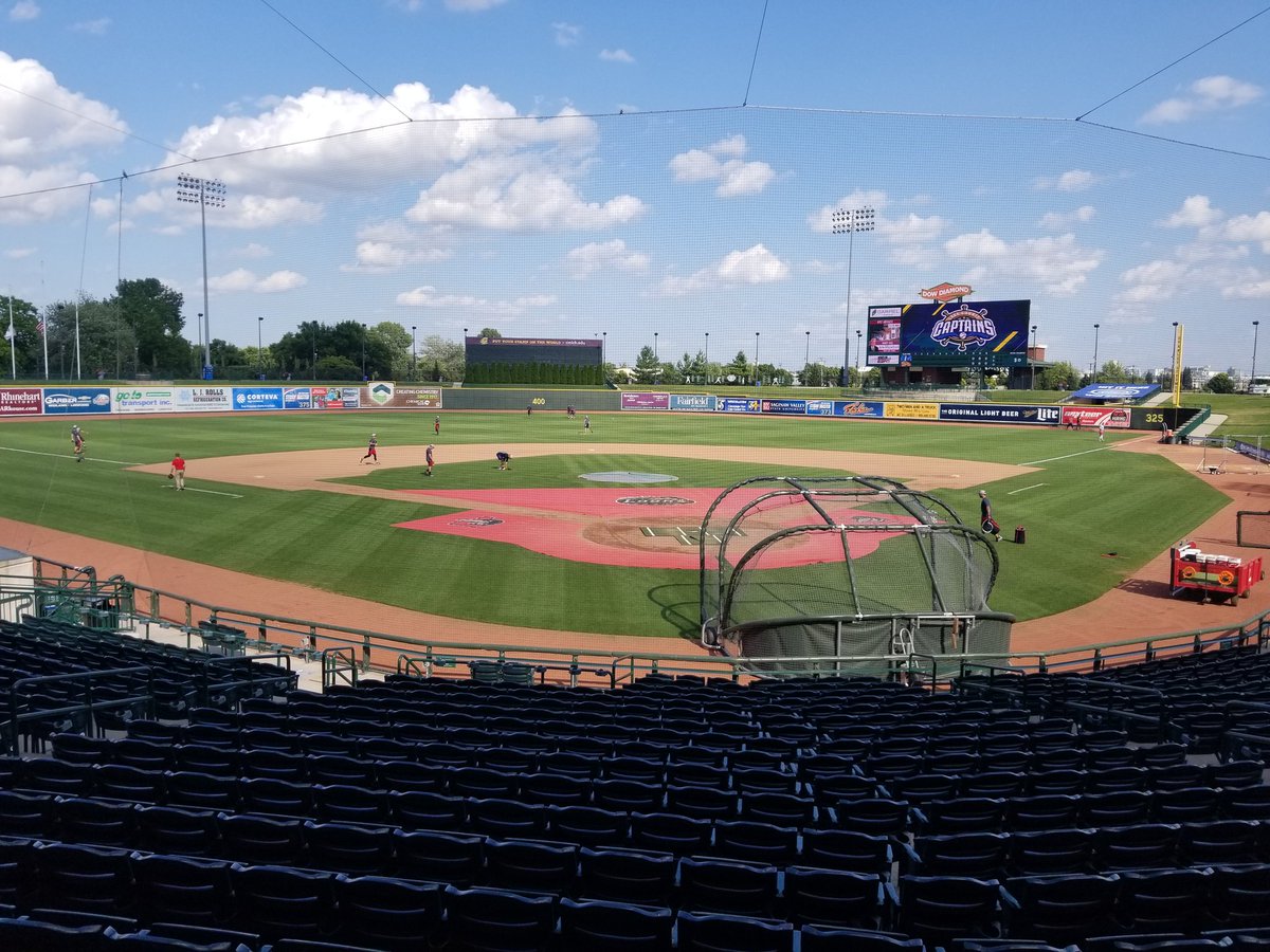 kelren31's tweet image. 6 game homestand vs. Lake County and Bowling Green #PlayoffPreview #NestLevelFun @greatlakesloons