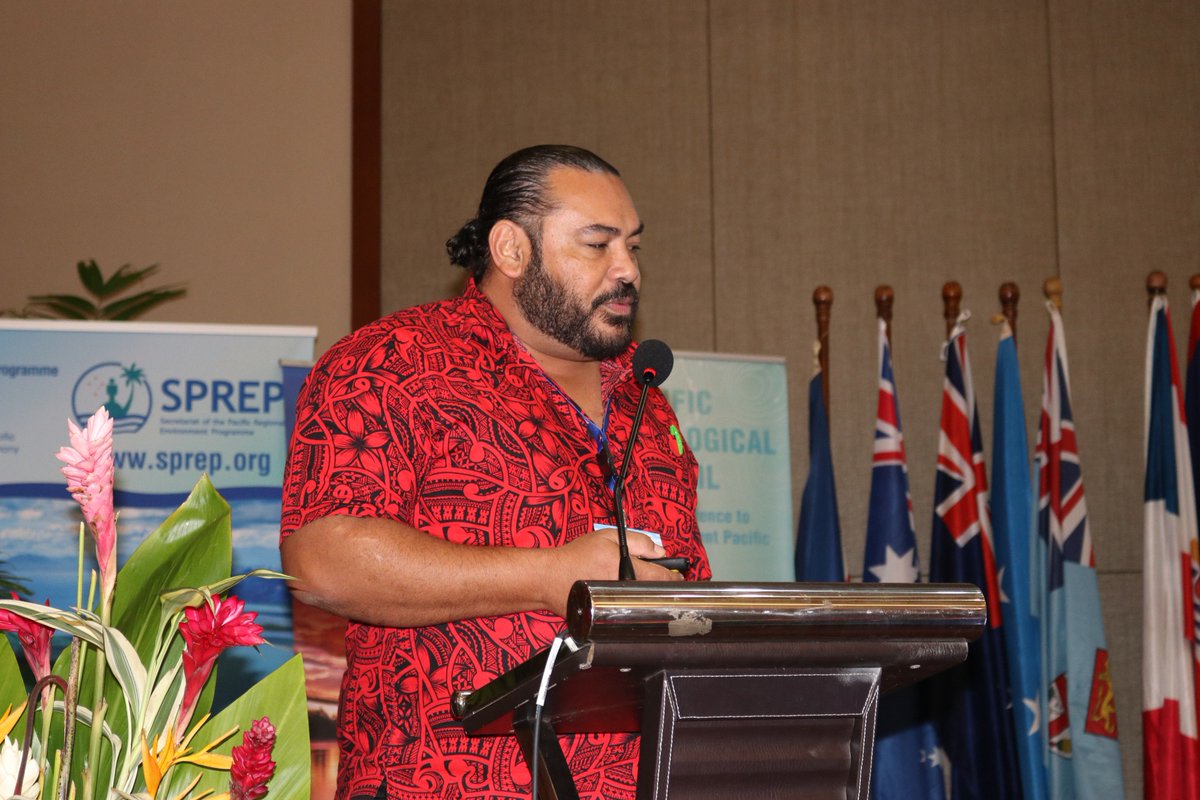 SprepChannel's tweet photo. "We need to invite representatives from Civil Aviation Authorities, IATA, and Int. Fed. of Pilots (IFPL). Right now it feels like we are just talking to ourselves." Mr 'Ofa Faanunu, Director of Tonga Met on the Pacific Islands Aviation Weather Services (PIAWS) Panel #PacificMet https://t.co/0GnEXzAx5n