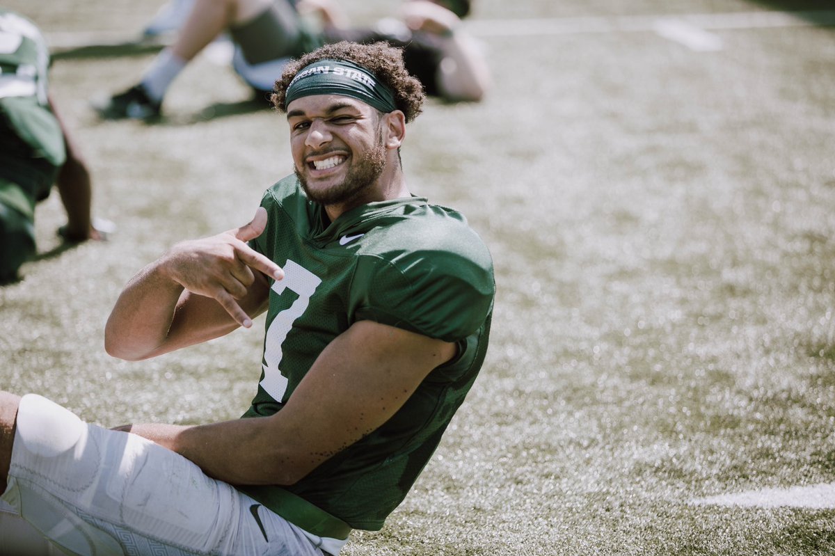 MSU_Football's tweet photo. All smiles on day 6 😁 #ChaseTheMoment https://t.co/y7XQDSyuHq