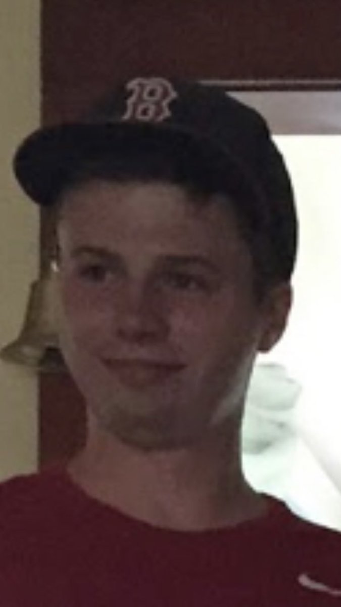 cdoyle789's tweet photo. Going live at 8:45 in the meantime here’s a derpy throwback of yours truly https://t.co/iWS57sSfIX
