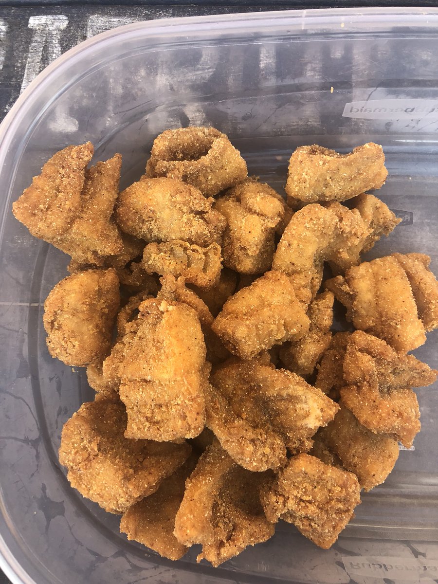 CoachGilpin's tweet photo. When Texas coaches ainβt BBQβing, weβre frying!!!!!!!!!!
#coacheslife
#theback40 https://t.co/yMHEeX83Sd