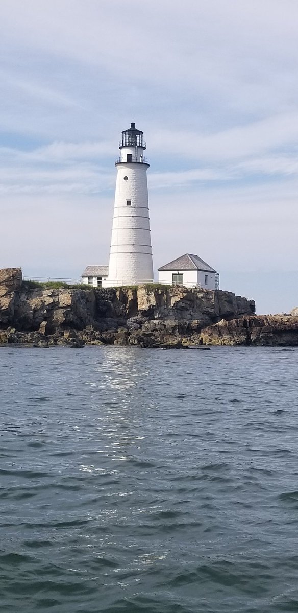 Boston_Light's tweet image. What a great day to be at a lighthouse. #NationalLighthouseDay