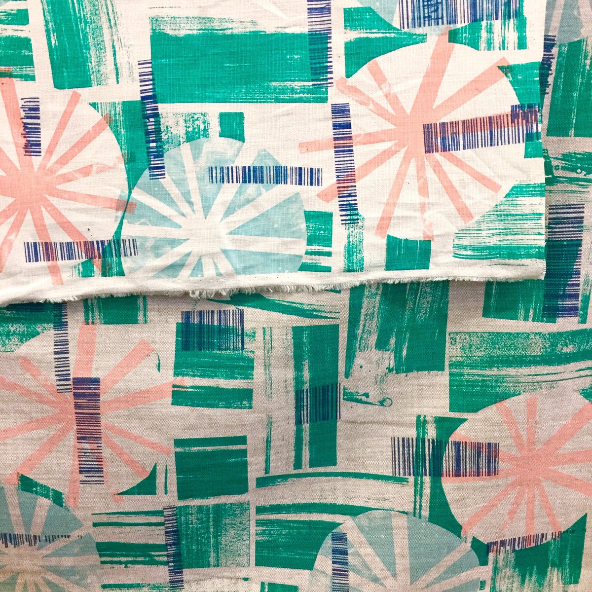 broonie71's tweet photo. It’s all about the cloth!
@clothedinburgh part2
17th-18th August @DovecotStudios
#cloth19 #dovecotstudios https://t.co/yErg6DfIYC