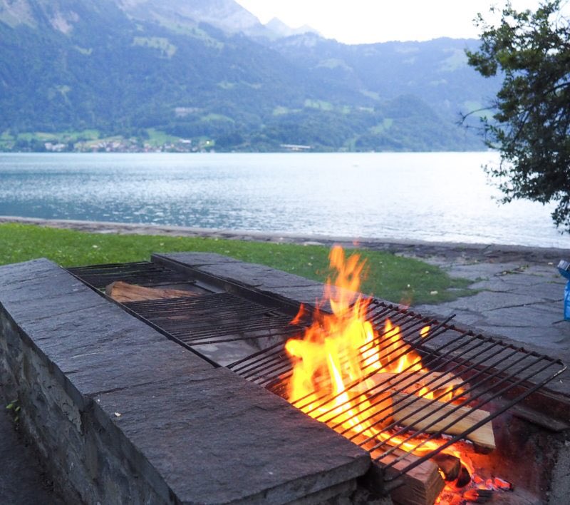 This is still one of my all time favourite trips! We went camping in the Swiss Alps two summers ago. ⛺️✨

...Costing only £130 for 3 nights, we had an absolute bargain! 

hannahswancott.co.uk/2017/08/28/adv… #switzerland #oeschinensee #kandersteg #interaken #summersleighrun #sleighrun