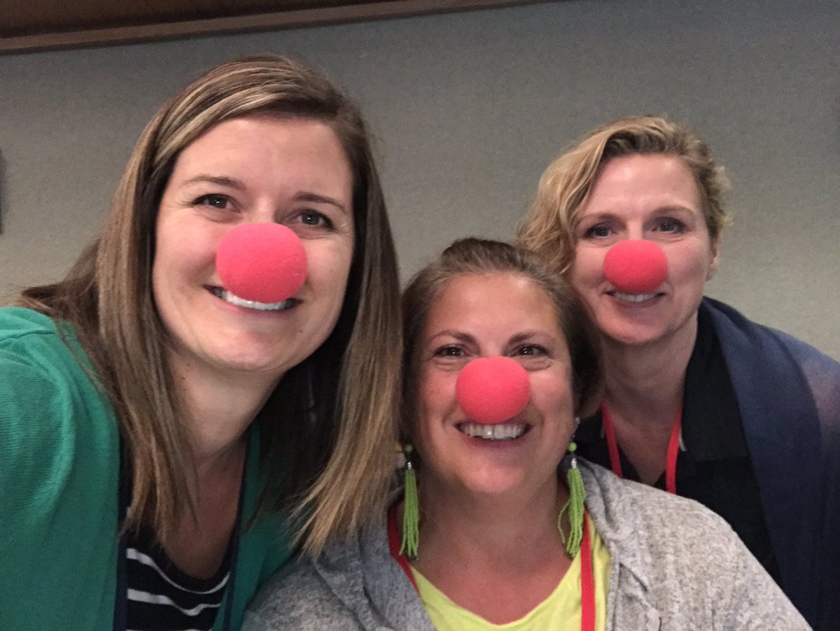 klharsch's tweet photo. And some giggles #mts2019 @NPAngelareed https://t.co/ScrkSNe17S