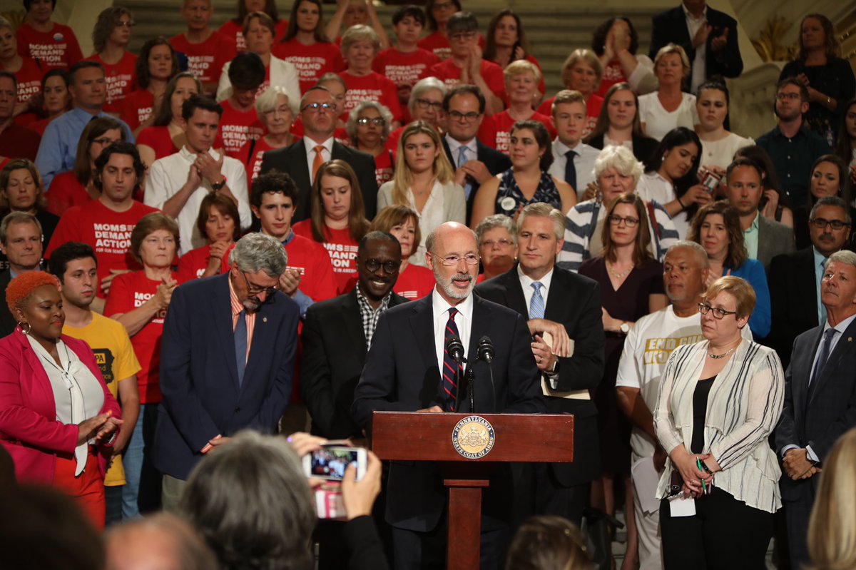 GovernorShapiro's tweet photo. Tonight I'm at the Capitol with @SenBobCasey, @MomsDemand, @CeaseFirePA, and legislators to remember victims of gun violence.

Join us in urging federal and state lawmakers to take up stricter gun laws in the wake of the tragic El Paso and Dayton mass shootings over the weekend. https://t.co/WtwfLoEoJz