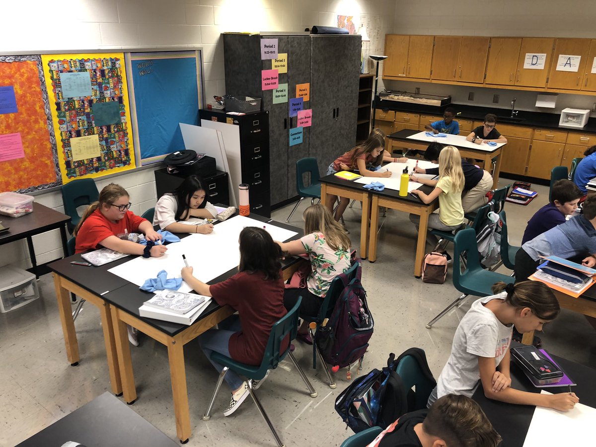 key_stem's tweet photo. Using the whiteboards from #sciencecarpool @McClureMavs! Thanks @CaliScienceCCSD and @cobbscience! https://t.co/yRu9BDWif7