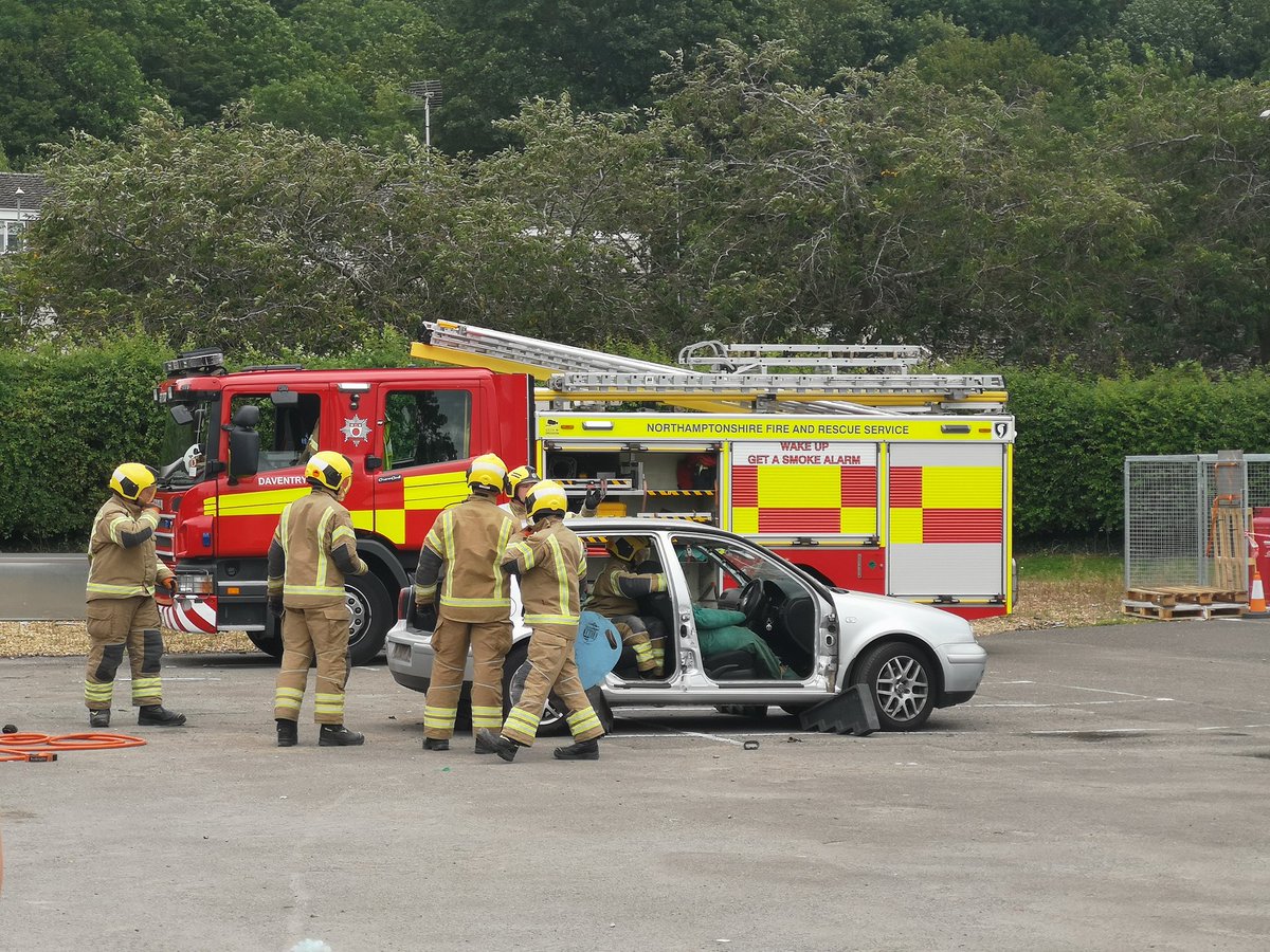 KellyC_ATF's tweet photo. A fantastic day at the Emergency Services Fun Day today with over 2000 people attending. 
Loved being involved in planning this event and being able to engage with the children &amp; families within Daventry. Community engagement at it's best!! 🚓 🚒 
#EarlyIntervention
#ACETeam https://t.co/FY1qZBlFw9