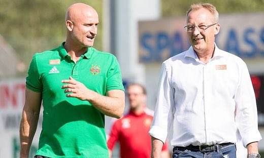 Seb_Klein_'s tweet photo. Fredy, du meinst des andere Linz. #fcbask https://t.co/RbmurPBtRt