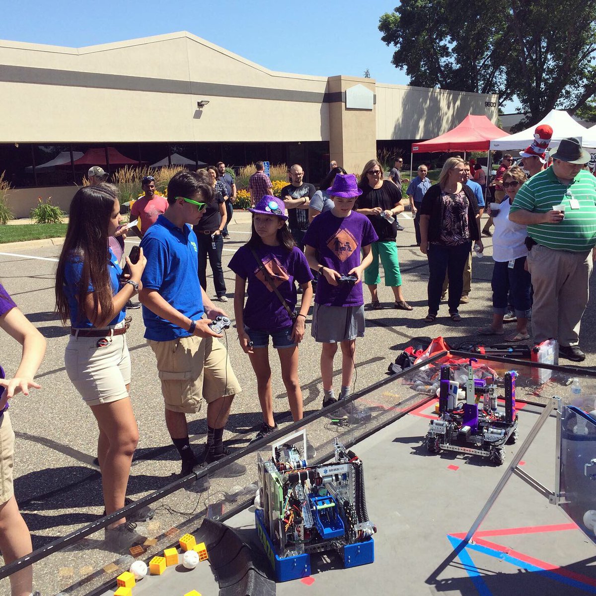 12528NextGen's tweet photo. Had a blast at @stratasys today demoing our Rover Ruckus Bot with @catcomesback @ironmaidensftc @sponconftc @hightechkids !!! We are so thankful to have partnered with Stratasys and we are excited to work with you again (: #ftc #omgrobots #ftcdemo #ftcrobotics #hightechkids https://t.co/UCMiIMYfFc
