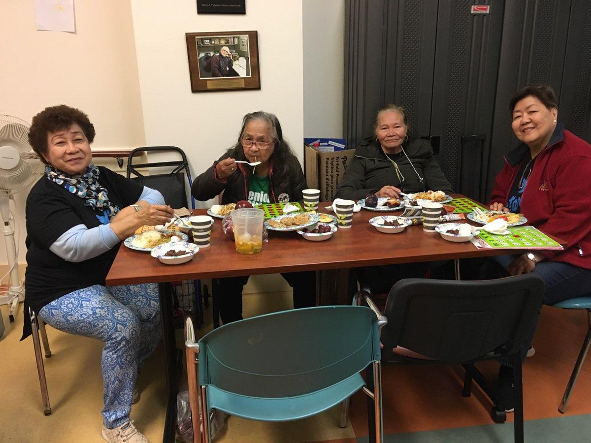 TobyAtCurry's tweet photo. #HappyAnniversary #SamahangPinoy 1 yr of fantastic fun at @CurrySrCenter and, of course, bingo to celebrate! https://t.co/d336nxtsK2