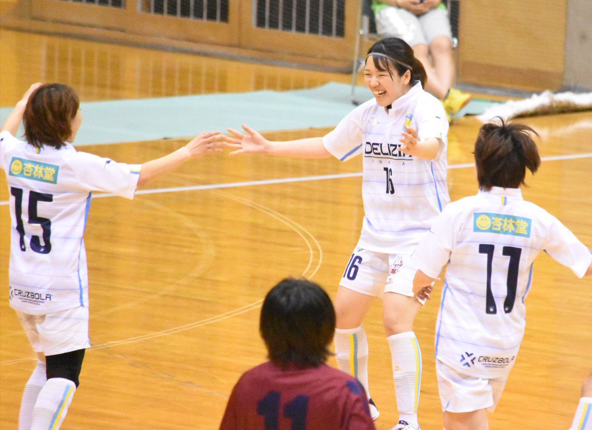 juniversally 選手紹介 Charmant 23 山下 史華選手 選手権まで あと16日 juniversally 選手紹介 Charmant 23 山下 史華選手 選手権まで あと16日