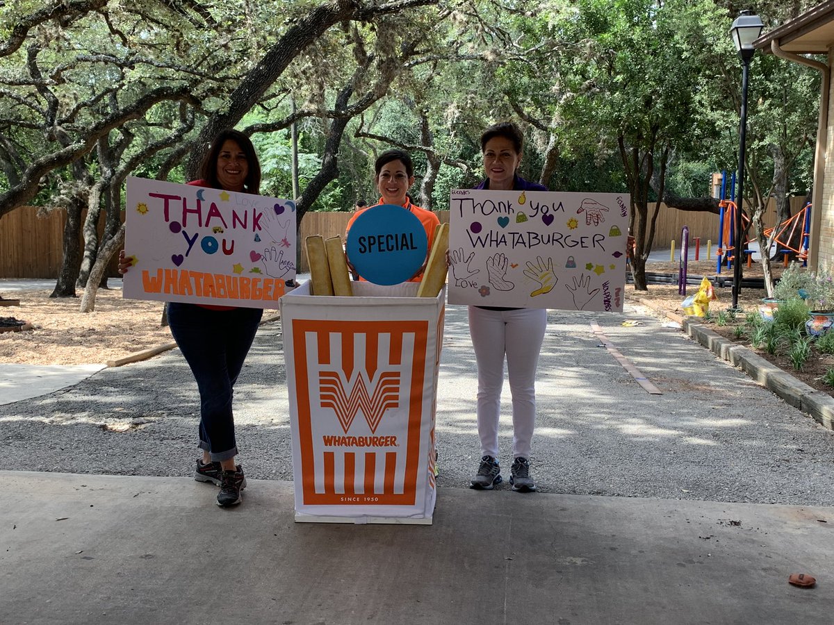 Child_Shelter's tweet photo. Thank you @Whataburger! #WhataburgerServes #WhataCommunity #OrangeSpiritWeek https://t.co/EUI5n1oC5J