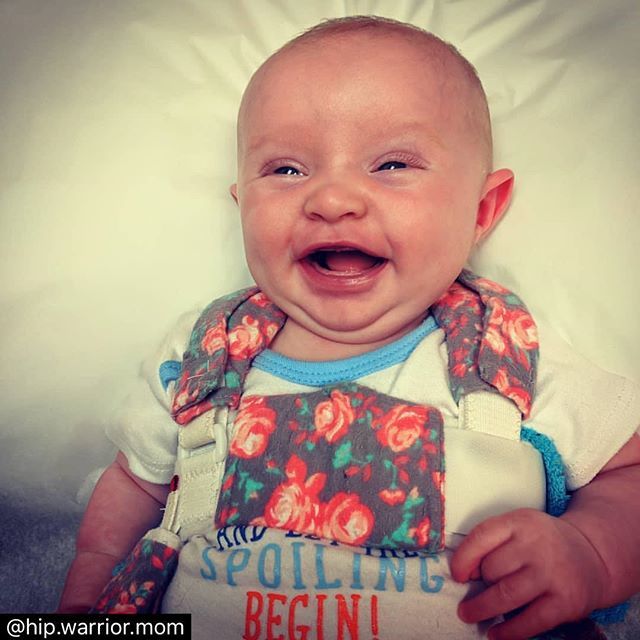 VUMChealth's tweet photo. What makes you smile this big? π Repost: @hip.warrior.mom Melissa had a great time at her follow up with Dr. Ebenezer at @vumcchildren π₯° #pavlikharness #hipdysplasia #hippybaby #hipdysplasiawarrior https://t.co/kTt7oE6n48 https://t.co/WkZJMdLoia