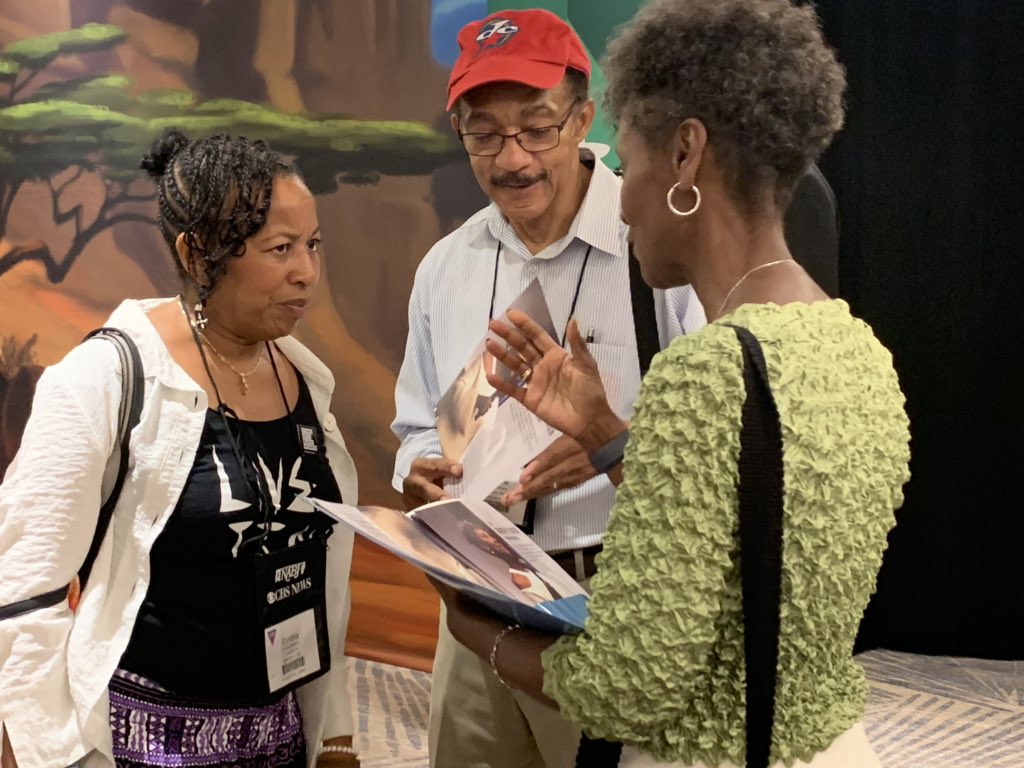 scoopjefferson's tweet photo. Got a Question for Dorothy Tucker ? She is out &amp; about meeting and greeting NABJ Convention goers asking for their support for President in the 2019 Election #Time4Tucker @Dorothy4NABJ https://t.co/z3xNNQMm9c